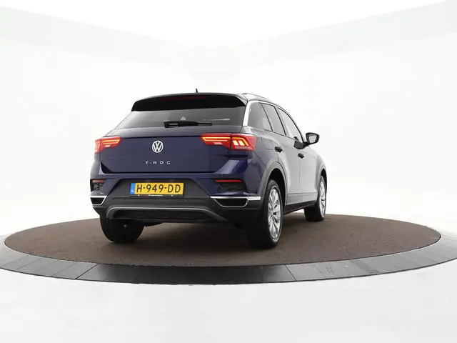 Volkswagen T-Roc 2
