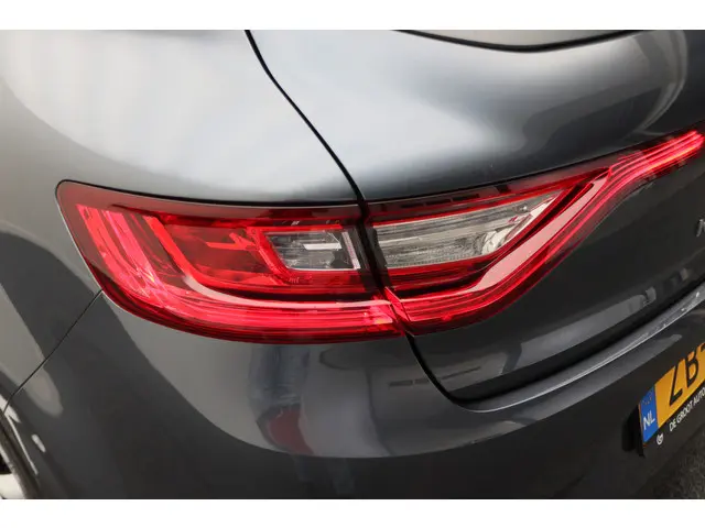 Renault Mégane 1.3 TCe Bose 2019 Benzine 26