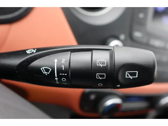 Hyundai i10 1.0i i-Motion Comfort 2016 Benzine 6
