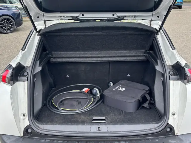 Peugeot e-2008 EV Allure 50 kWh 2020 Elektrisch 4