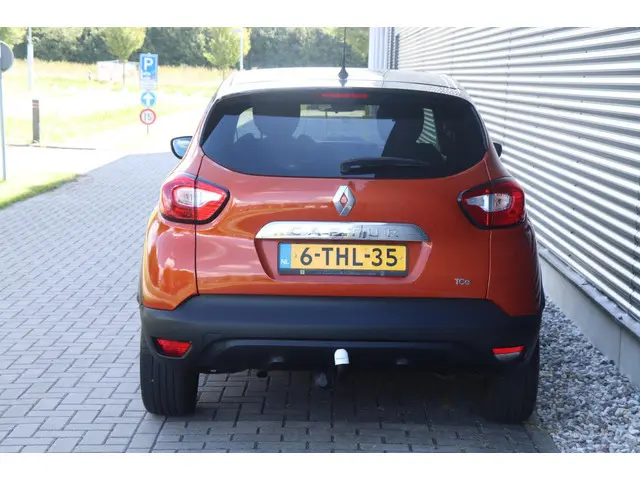 Renault Captur 0.9 TCe Dynamique 2014 Benzine 4