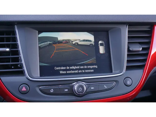 Opel Crossland 1.2 110pk Turbo GS-Line 2023 Benzine 18