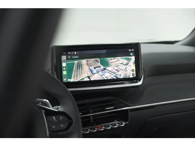 Peugeot 2008 1.2 Hybrid 145 Allure 2025 Hybride Benzine 61