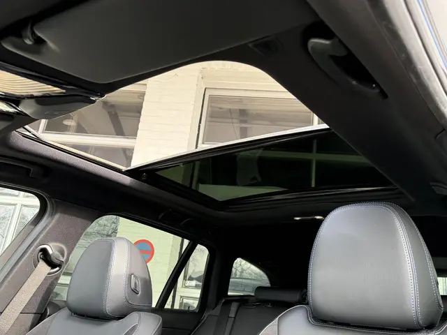 BMW 3 Serie Touring 330e xDrive 2022 Hybride Benzine 17