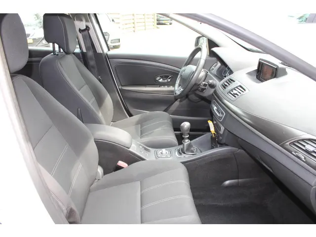 Renault Mégane Estate 1.2 TCe Collection 2013 Benzine 17