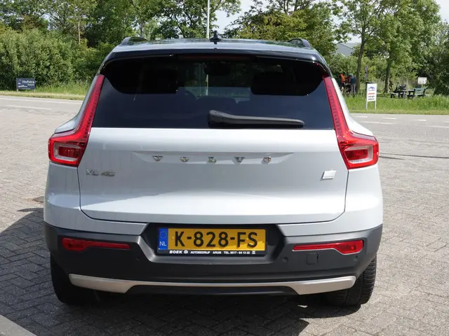 Volvo XC40 Recharge P8 AWD R-Design 2020 Elektrisch 9