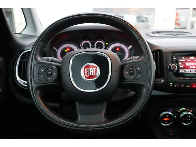 Fiat 500L 1.4-T-JET LOUNGE 2015 Benzine 19