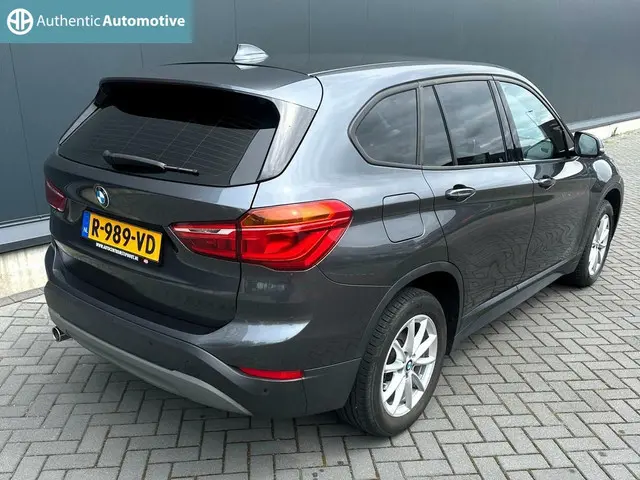 BMW X1 sDrive18i 60.000 km 2019 Benzine 4