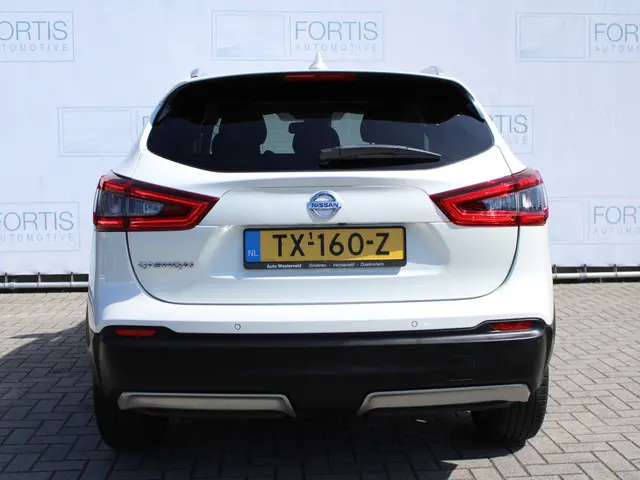 Nissan QASHQAI 1.2 N-Connecta 2018 Benzine 24