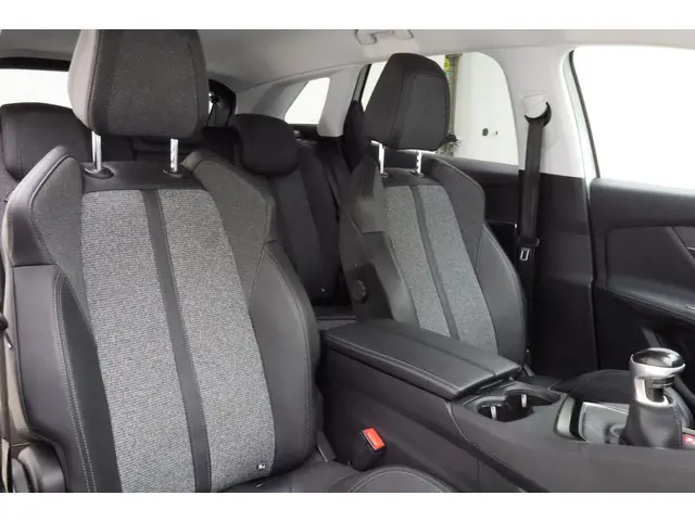 Peugeot 3008 1.2 PureTech Crossway 2019 Benzine 10