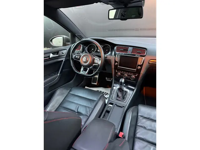 Volkswagen Golf 2.0 TSI GTI 2014 Benzine 24