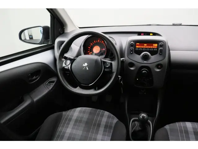 Peugeot 108 1.0 e-VTi Active 2018 Benzine 15