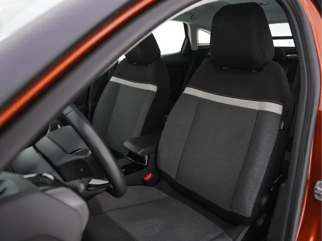 Citroën ë-C4 Feel 50 kWh [ 3-Fase ] 2021 Elektrisch 21