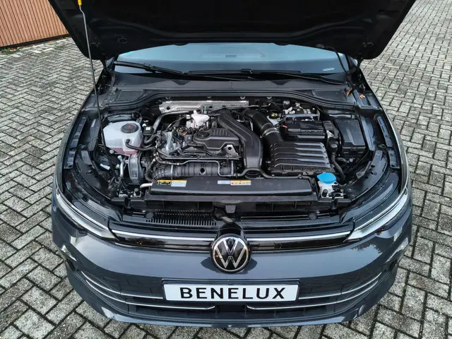 Volkswagen Golf 1.5 TSI Life Edition 2025 Benzine 26