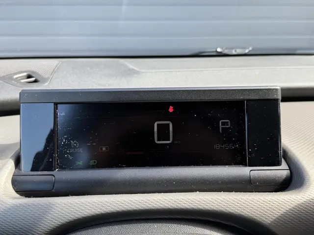 Citroën C4 Cactus 1.2 PureTech Feel 2018 Benzine 12