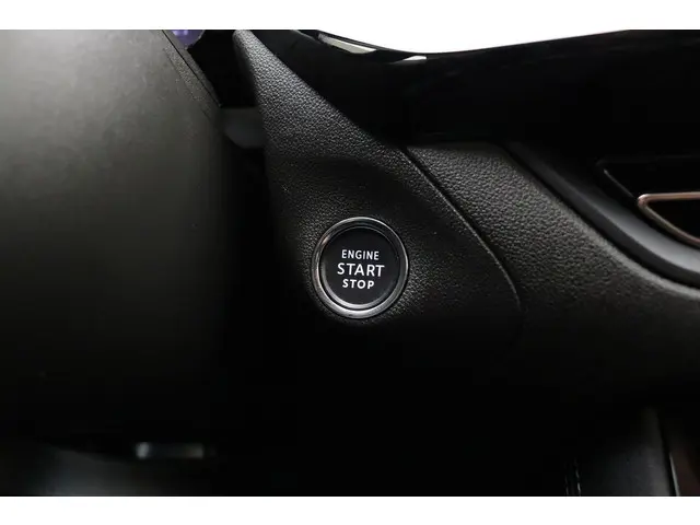 Opel Grandland 1.2 Turbo Level 3 2024 Benzine 27
