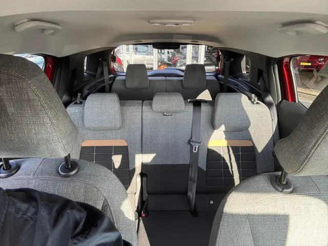 Citroën C3 Aircross PLUS 2026 Benzine 15