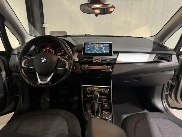 BMW 2 Serie Active Tourer 218i Business 2015 Benzine 4