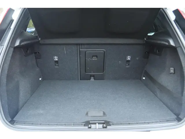 Volvo XC40 1.5 T2 AUT. BUSINESS PRO 2020 Benzine 15