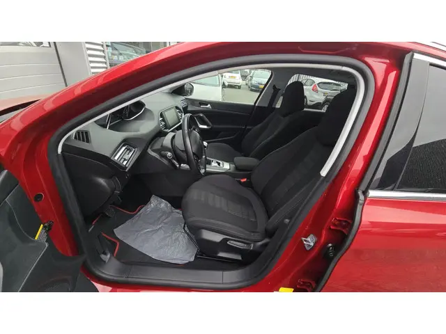 Peugeot 308 SW 1.2 PureTech Allure 2017 Benzine 13