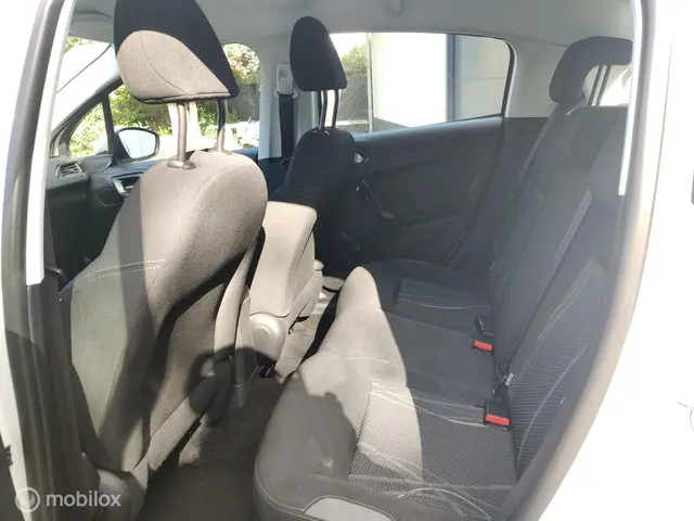 Peugeot 208 1.2 VTi Blue Lease Airco/navi/Pdc 2013 Benzine 8