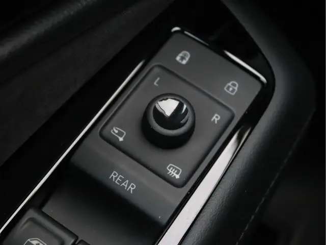 Volkswagen ID.7 Pro Business 77 kWh 2024 Elektrisch 37