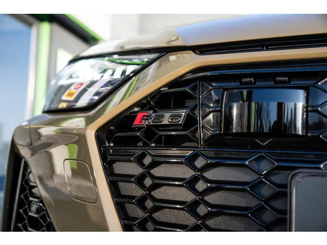 Audi RS6 Avant 4.0 TFSI quattro 2022 Benzine 36