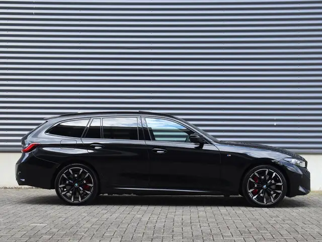 BMW 3 Serie Touring 330e 2025 Hybride Benzine 5