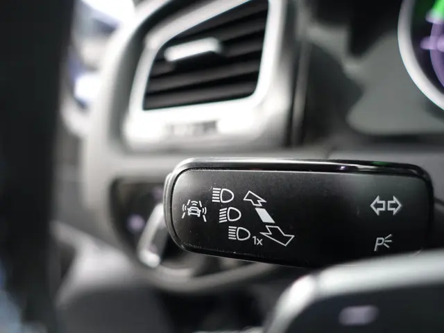 Volkswagen Golf 1.4 TSI GTE Aut- 2015 Hybride Benzine 22