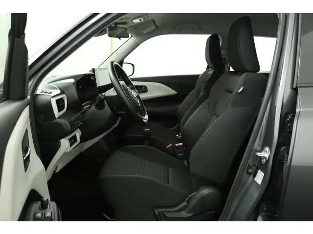 Suzuki Swift 1.2 Comfort Smart Hybrid 2026 Benzine 17