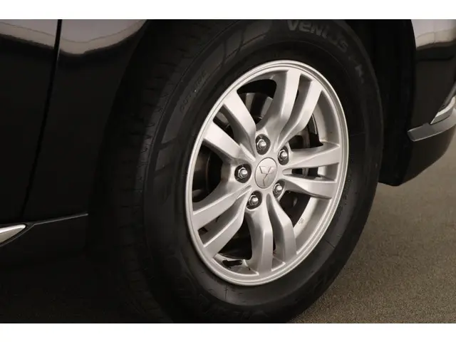 Mitsubishi Outlander 2.4 PHEV Pure 2019 Hybride Benzine 23