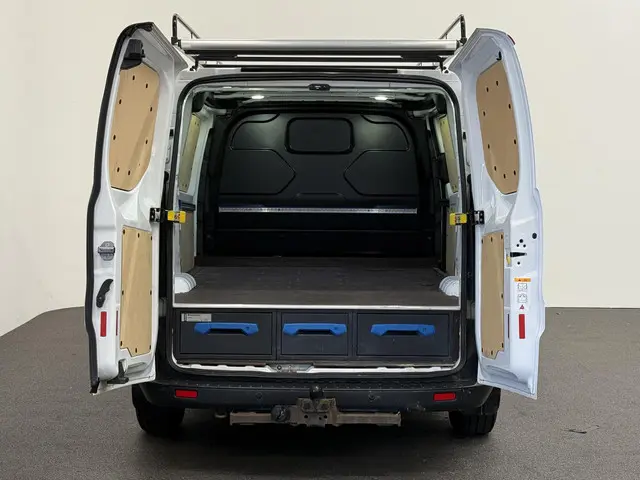 Ford Transit Custom 270 2.0 TDCI L1H1 Trend 2017 Diesel 3