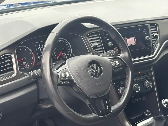 Volkswagen T-Roc 1.0 TSI NAVI PDC TREKHAAK 2019 Benzine 7
