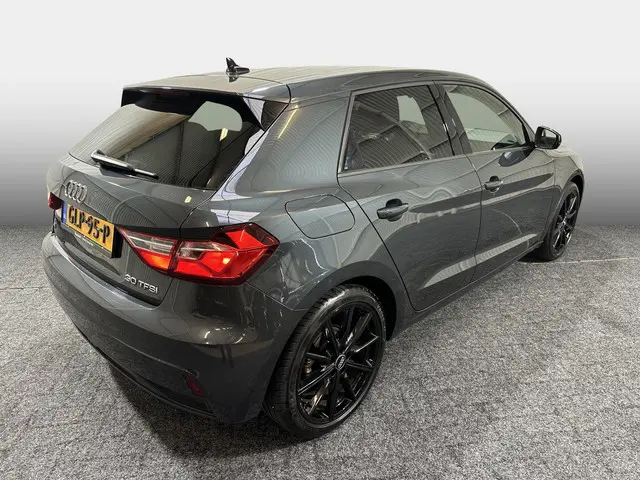 Audi A1 Sportback 30 TFSI Pro Line 2020 Benzine 4