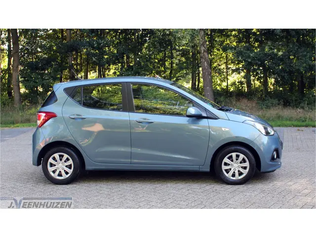 Hyundai i10 1.0i i-Motion Comfort 2016 Benzine 8