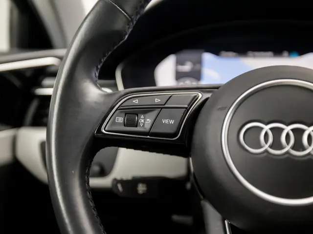 Audi A4 Avant 35 TFSI Sport Launch 2020 Benzine 19