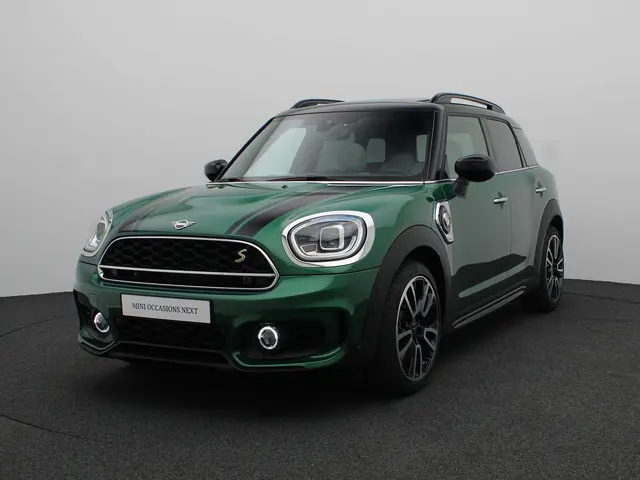 MINI Countryman Cooper S E ALL4 2021 Hybride Benzine 39
