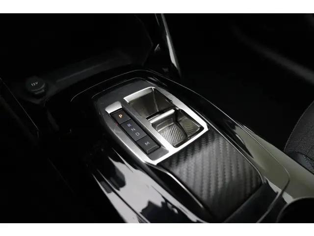 Peugeot 208 1.2 PureTech Allure 2022 Benzine 19