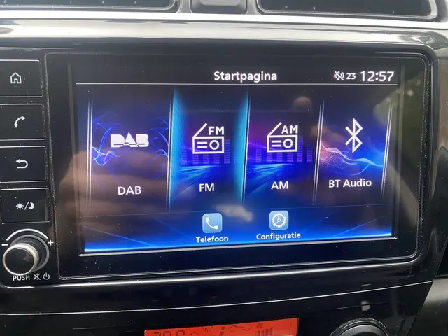 Mitsubishi Space Star 1.2 Intense 2021 Benzine 14