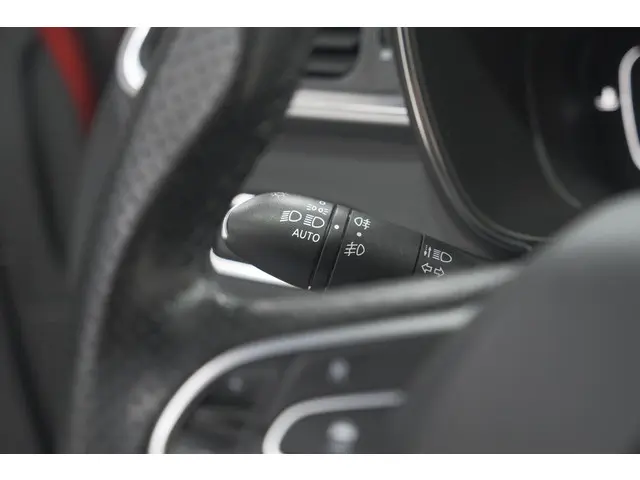 Renault Kadjar TCe 140 Black Edition 2021 Benzine 41