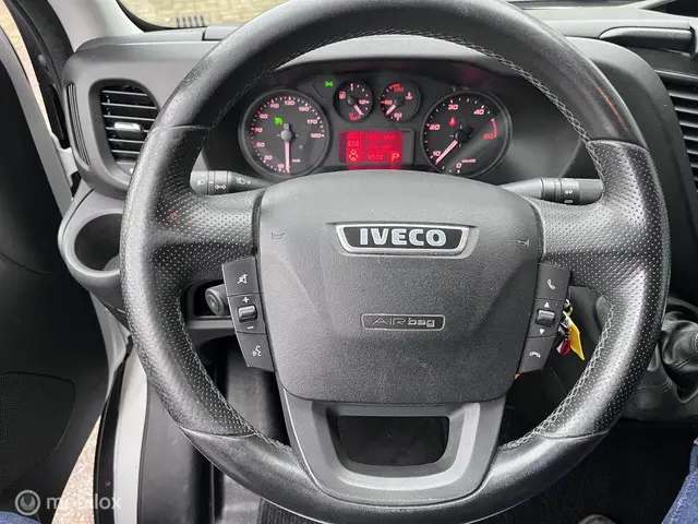 Iveco Daily 35C14V 2.3 AUTOMAAT 352 H2 2019 Diesel 9