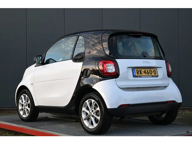 Smart Fortwo 1.0 Pure 2017 Benzine 6