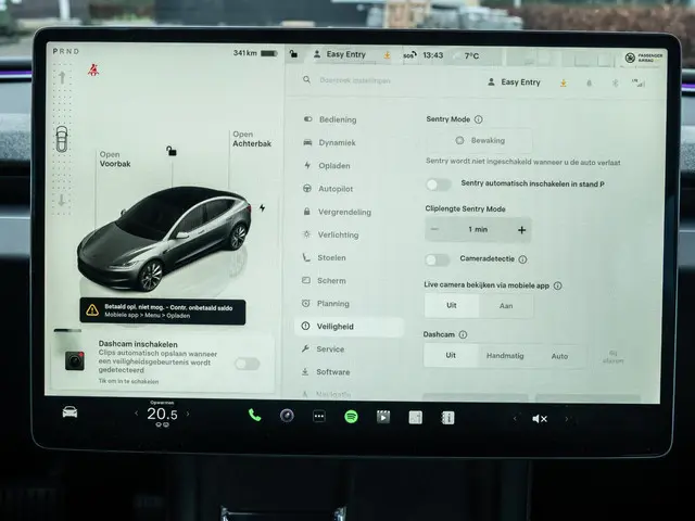 Tesla Model 3 RWD 60 kWh 2024 Elektrisch 28