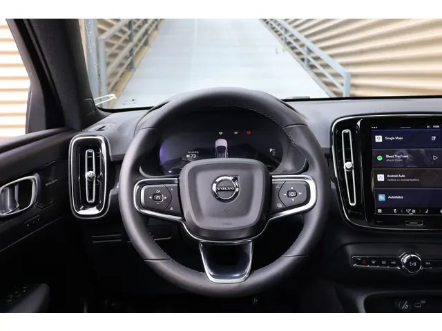 Volvo C40 Recharge Ultimate 69 kWh 2022 Elektrisch 26