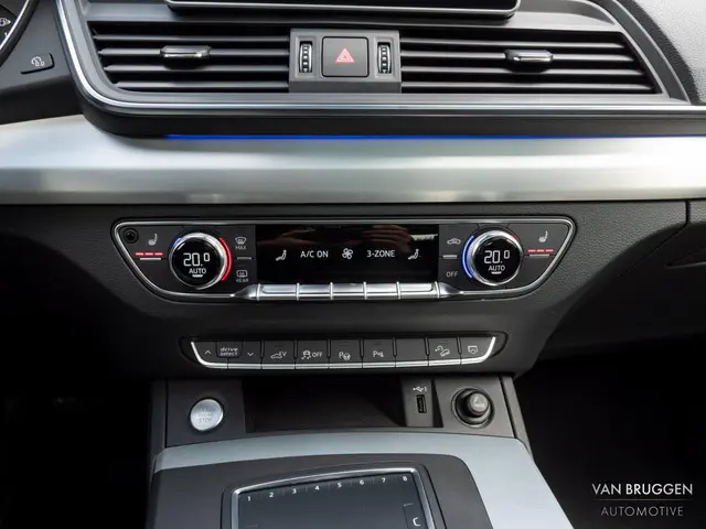 Audi Q5 55 TFSI E Quattro 2019 Hybride Benzine 26