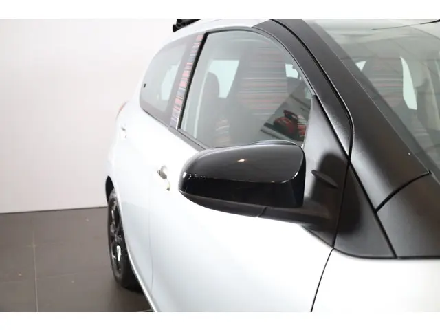 Citroën C1 PT 82 Airscape Shine 2015 Benzine 5