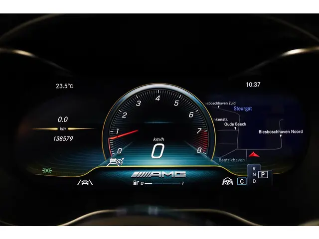 Mercedes-Benz GLC AMG 63 S 4MATIC+ 2019 Benzine 32