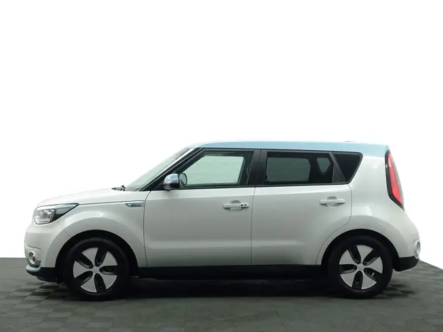 Kia e-Soul EV ExecutiveLine 27 kWh Aut- 2015 Elektrisch 36