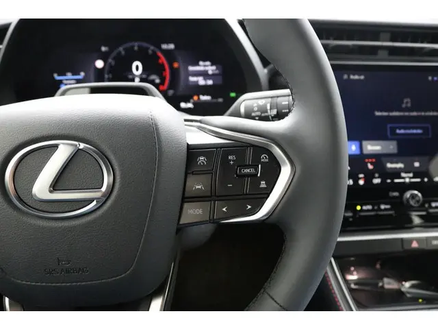 Lexus LBX Elegant 2WD 2025 Hybride Benzine 21