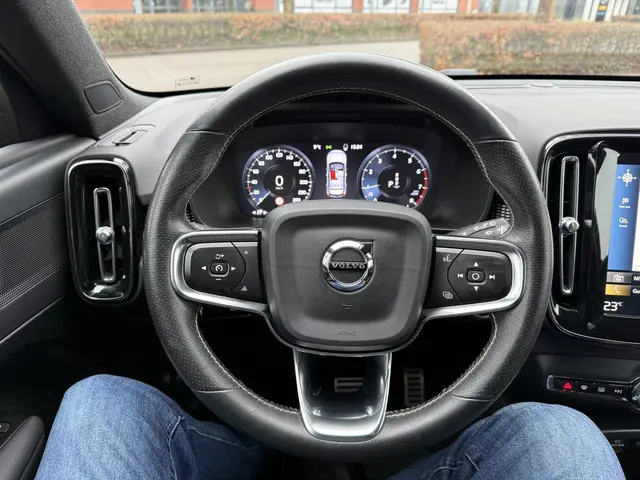 Volvo XC40 1.5 T3 R-Design 2022 Benzine 15